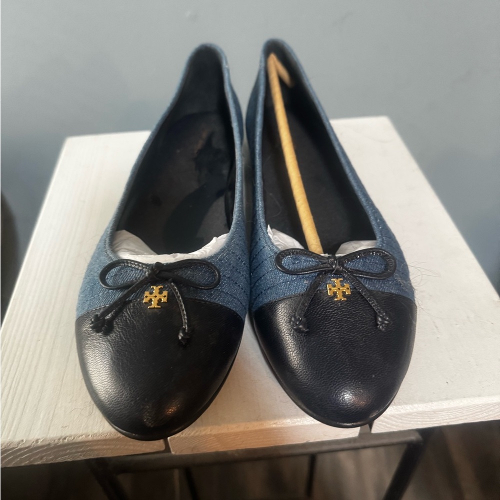 Tory Burch Black and Blue Flats with Gold Emblem
